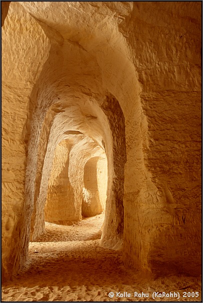 Piusa caves (57°50,45'N 27°27,94'E)
